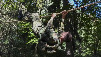 Special Purpose Units Compete in Multi-event Parachuting Competition